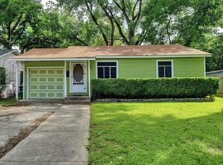 904 E 55th 1/2 St, Austin, TX 78751