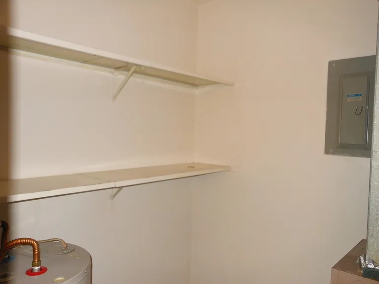 809 Patty Dr — Photo 9