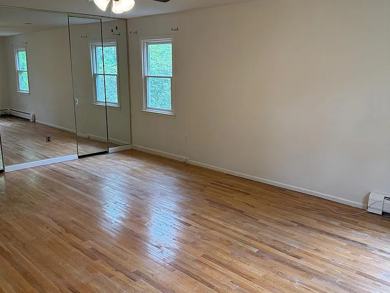 24 Beaumont Dr — Photo 16