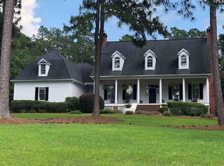 571 Old Mill Ln, Camden, SC 29020