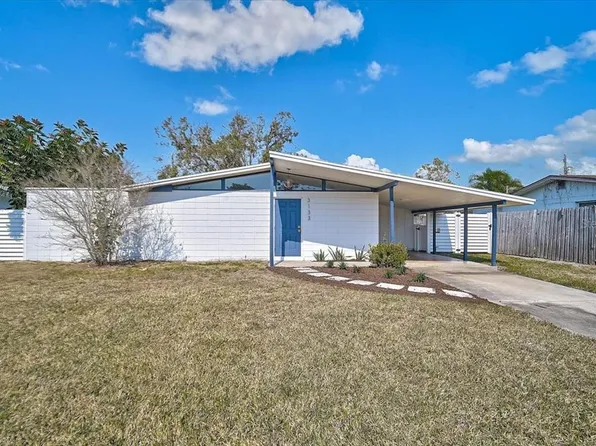 3133 Lake Ridge Dr, Sarasota, FL 34237