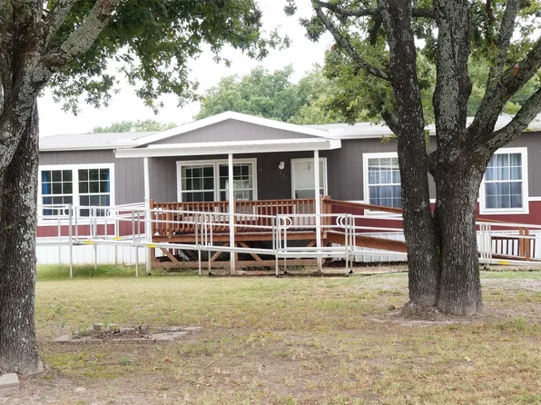 137 Tres Lagos Blvd, Gun Barrel City, TX 75156