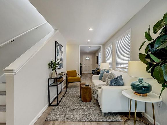 5th image of 626 Manzanita St