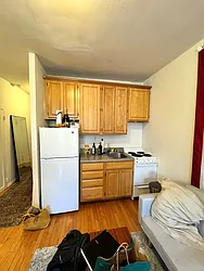 Rented by KNOCKKNOCK LLC