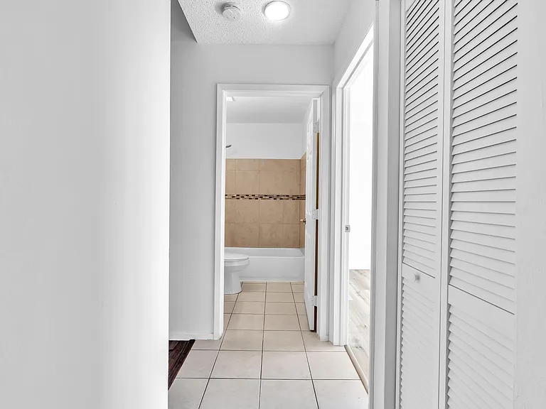 11225 W Atlantic Blvd #306 — Photo 31
