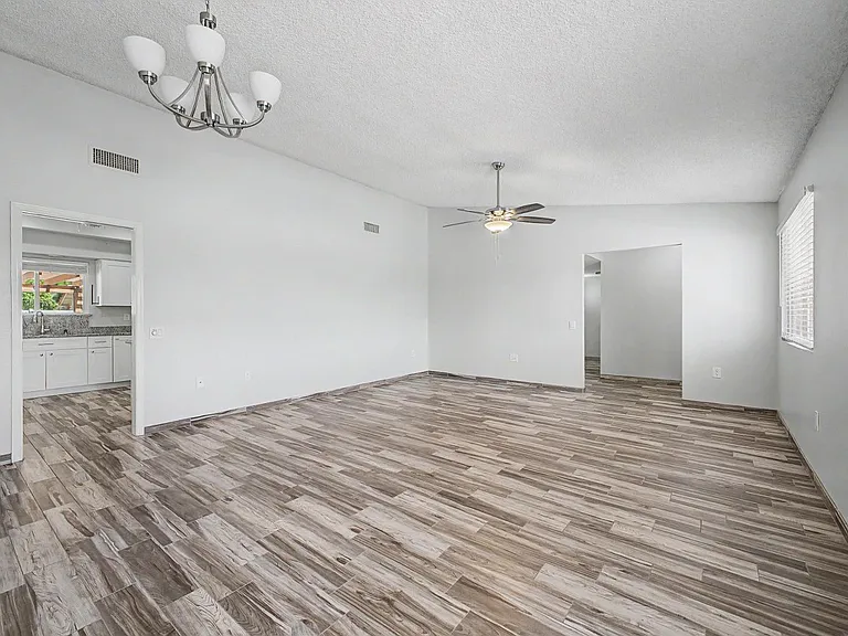 12714 W Crystal Lake Dr — Photo 8