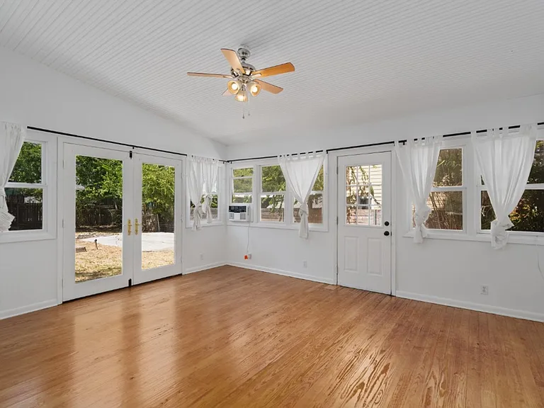 1500 Newning Ave — Photo 13