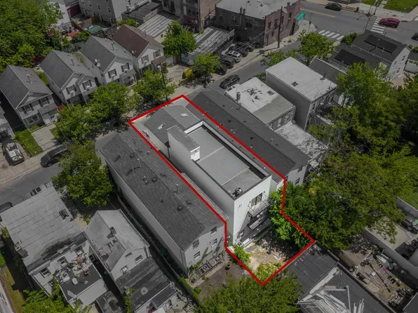 85 Myrtle Avenue image 25 of 28