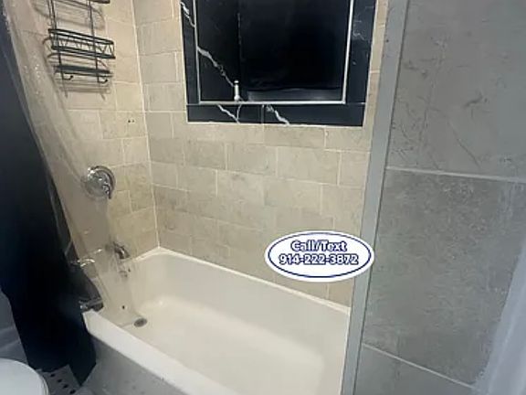 3rd image of 52 William St #1B