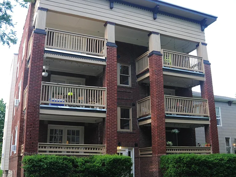 3336 Gillham Rd #1E — Photo 8