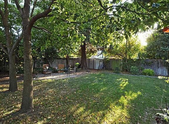 2nd image of 569 Morse Ave