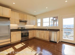 1313 Palou Ave, San Francisco, CA 94124