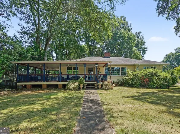 114 Etowah Dr, Cartersville, GA 30120