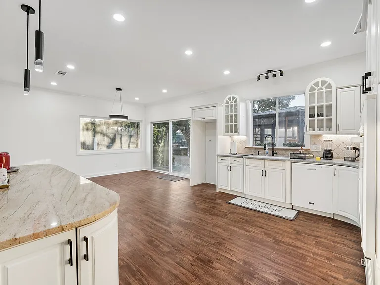 1739 Starwood Dr — Photo 19