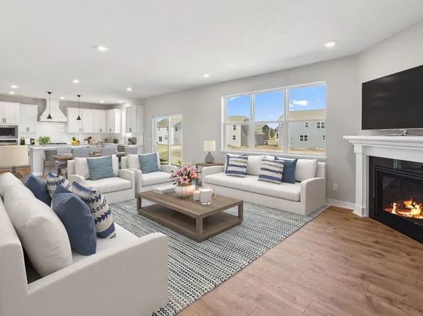 2084 Kestrel Dr, Shakopee, MN 55379