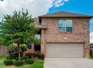 5204 Britton Ridge Ln, Fort Worth, TX 76179