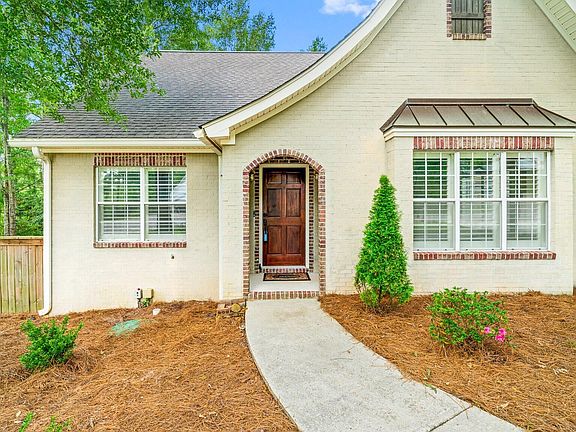 4th image of 11 Knollwood Ln