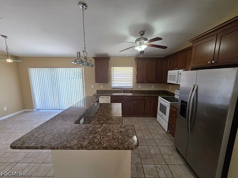 348 Rancho Ave — Photo 7