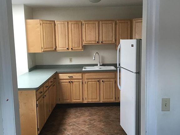 2nd image of 3229 7th Ave #3