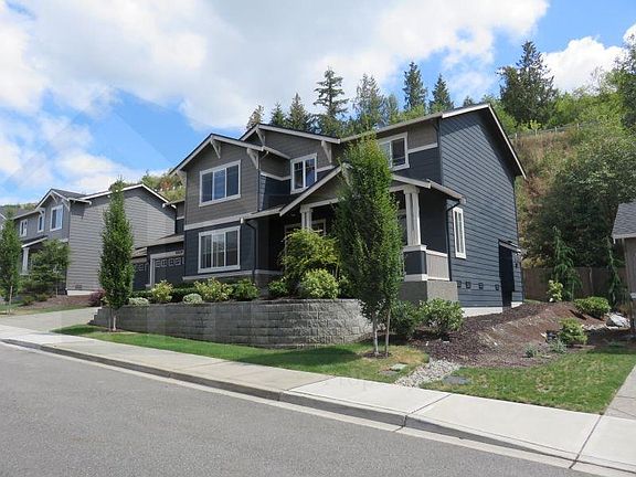 3rd image of 10708 174th Ave E