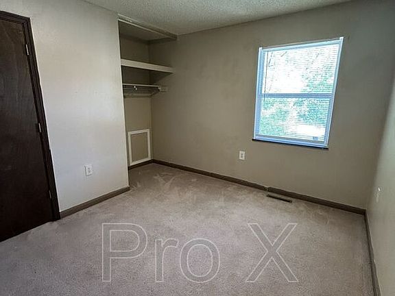 5th image of 3000 N Joplin St APT 25