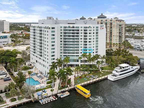 2nd image of 2670 E Sunrise Boulevard #524