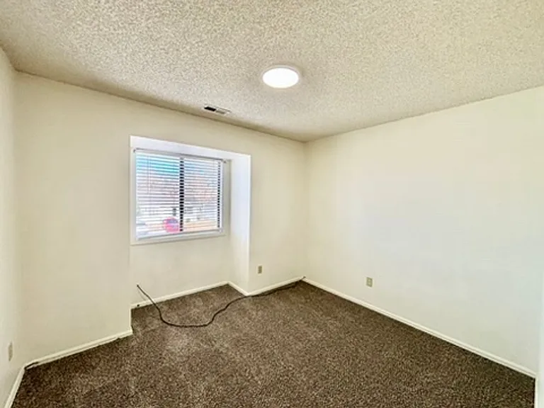 1420-1426 Anita St — Photo 10
