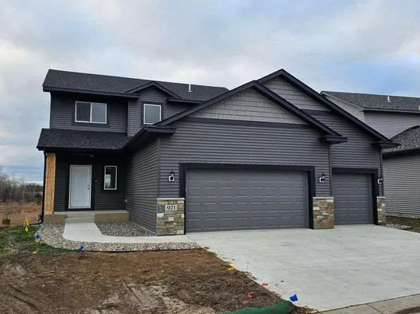 971 45th Ave NE, Saint Cloud, MN 56304