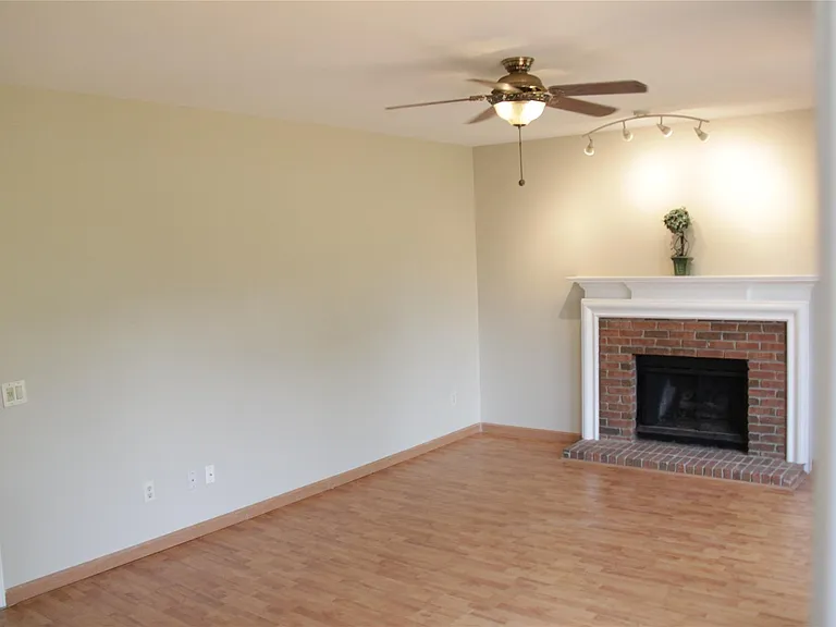 44777 Saltz Rd — Photo 28