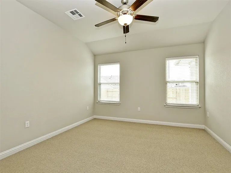 8205 Cottage Rose Dr — Photo 14