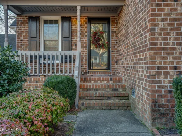 1699 Yorkshire Lane, Rocky Mount, NC 27803