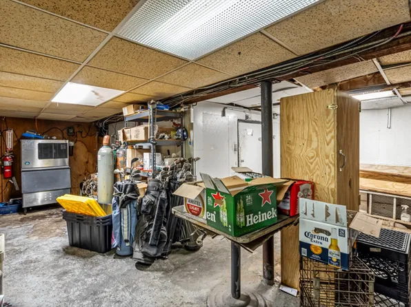 83-18 Parsons Boulevard image 18 of 18