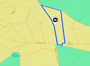 26 Red Level Ln, South Hill, VA 23970