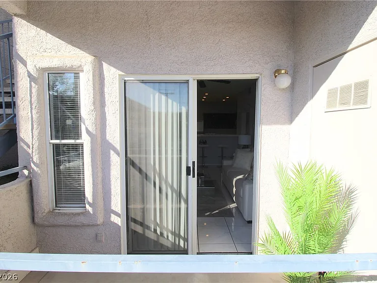 2201 Ramsgate Dr #416 — Photo 10