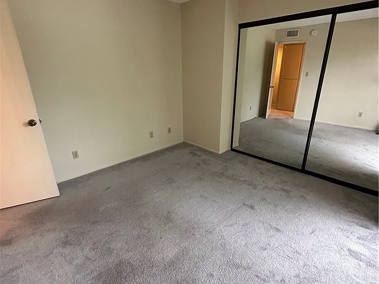420 Milford St — Photo 36