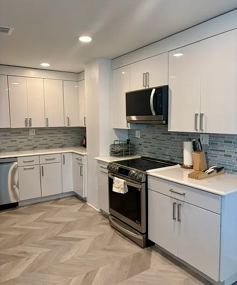 310 Passaic Ave #306 — Photo 4