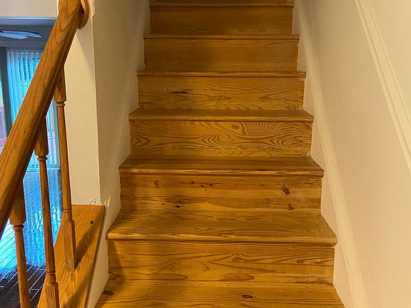 Stairs to Beds and 1 Bat
