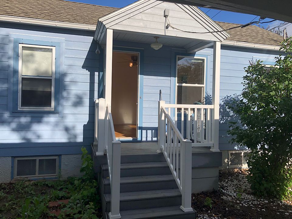 1st image of 231 Lewis Ave #1/2