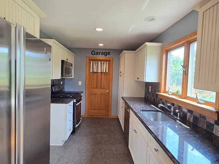 15 Carpender Rd — Photo 6