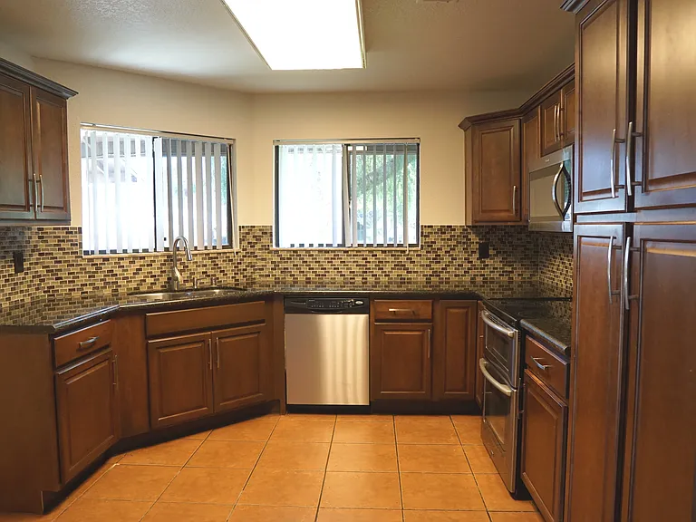 53805 Avenida Martinez — Photo 9