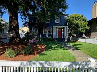 2807 33rd Ave S, Seattle, WA 98144