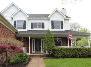 11750 Freedom Dr, Whitmore Lake, MI 48189