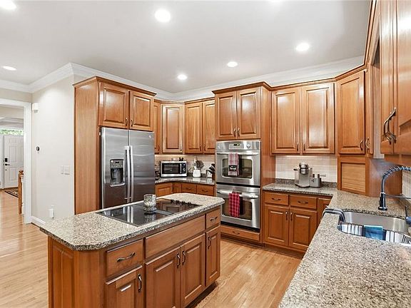 5th image of 1279 Quail Cove Dr