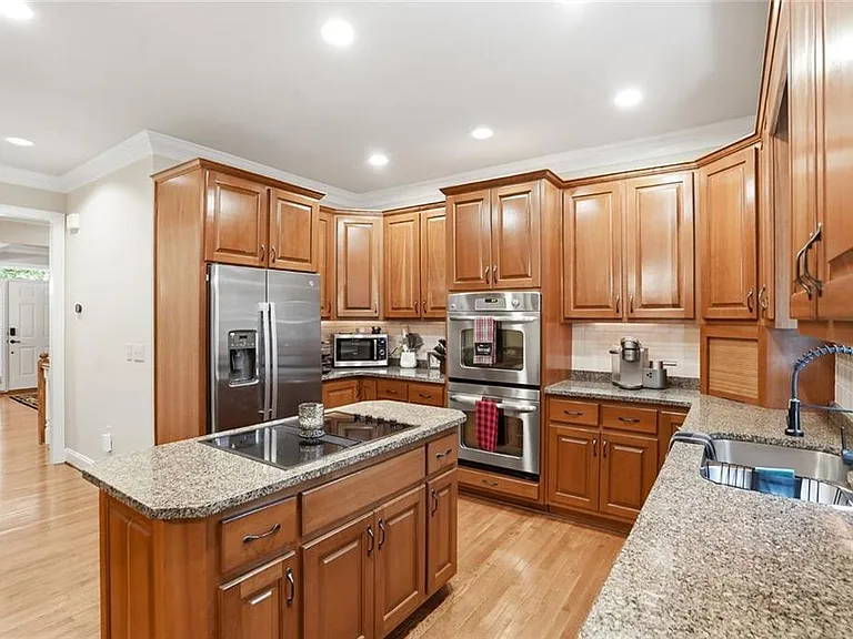 1279 Quail Cove Dr — Photo 5