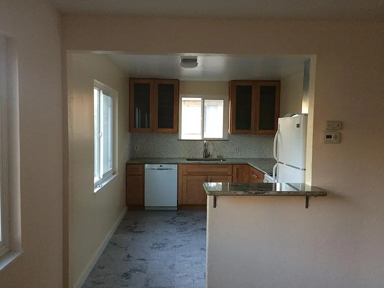 2361 Grande Vista Pl — Photo 11