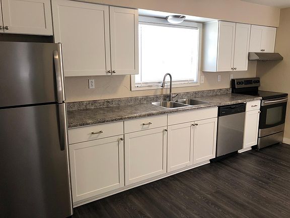 Newly remodeled kitchen.