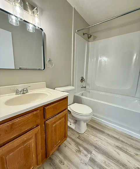 611 Wessor Ave #2 — Photo 7