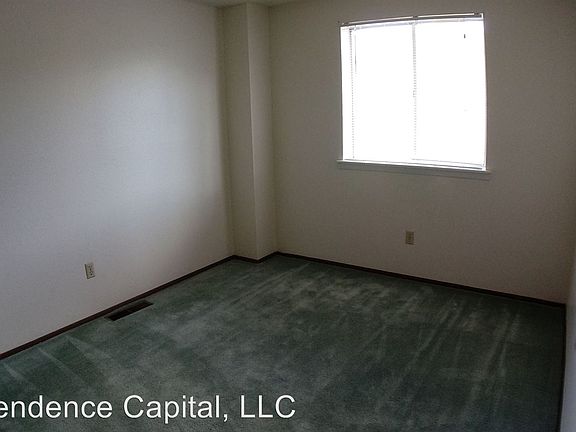 4th image of 2511 N Lee Ave APT 2