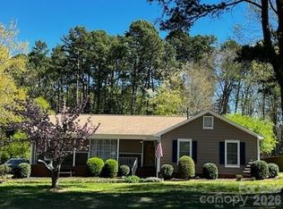 13547 Idlefield Ln, Matthews, NC 28105