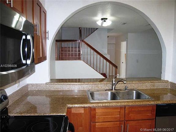 3rd image of 20904 Leeward Ct #2282